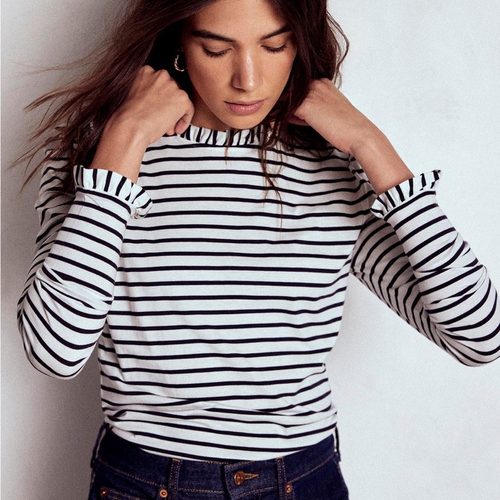 Boden Supersoft Frill Detail Top  size 2 Navy Stripe